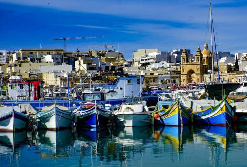 JOUR-2-Marsaxlokk3 (1)