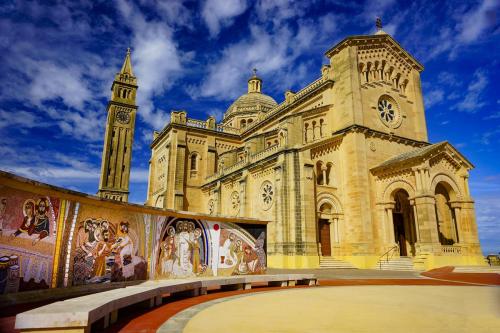 JOUR-5-Ta-Pinu-23 (1)