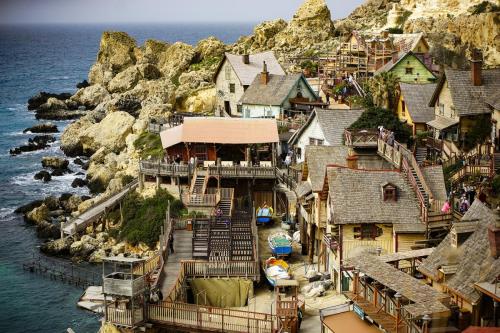 JOUR-8-Popeye-village-16